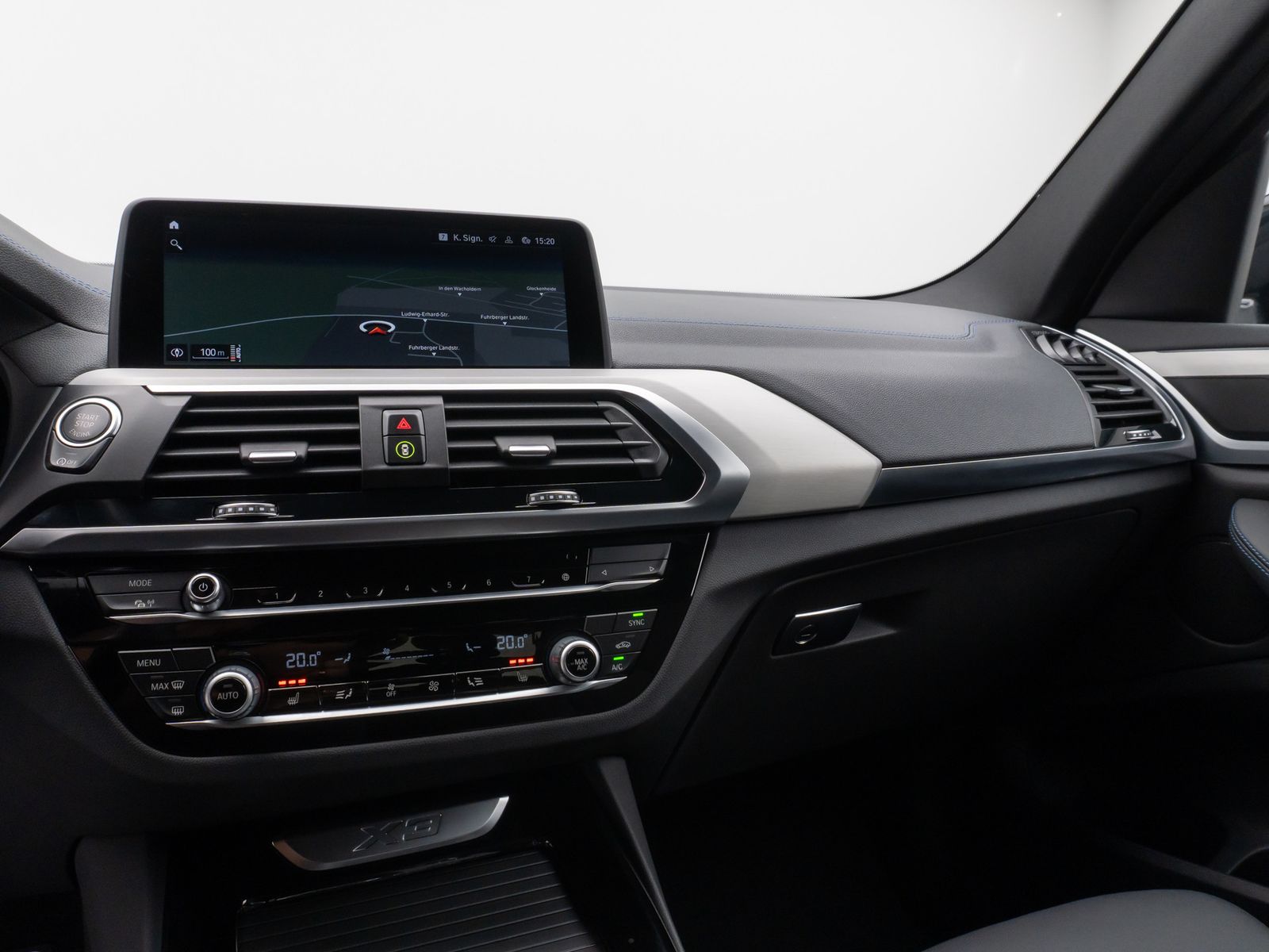 Fahrzeugabbildung BMW X3 xD30d M Sport HUD Kamera DAB Alarm AHK 19Zoll