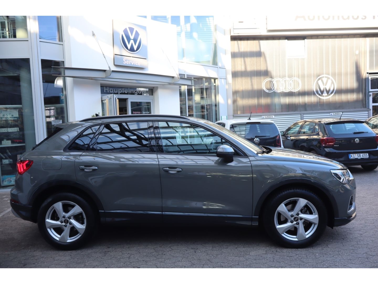Audi Q3 35 1.5 TFSI DSG AHK Standhzg. GJ Sitzhzg. imagem 2