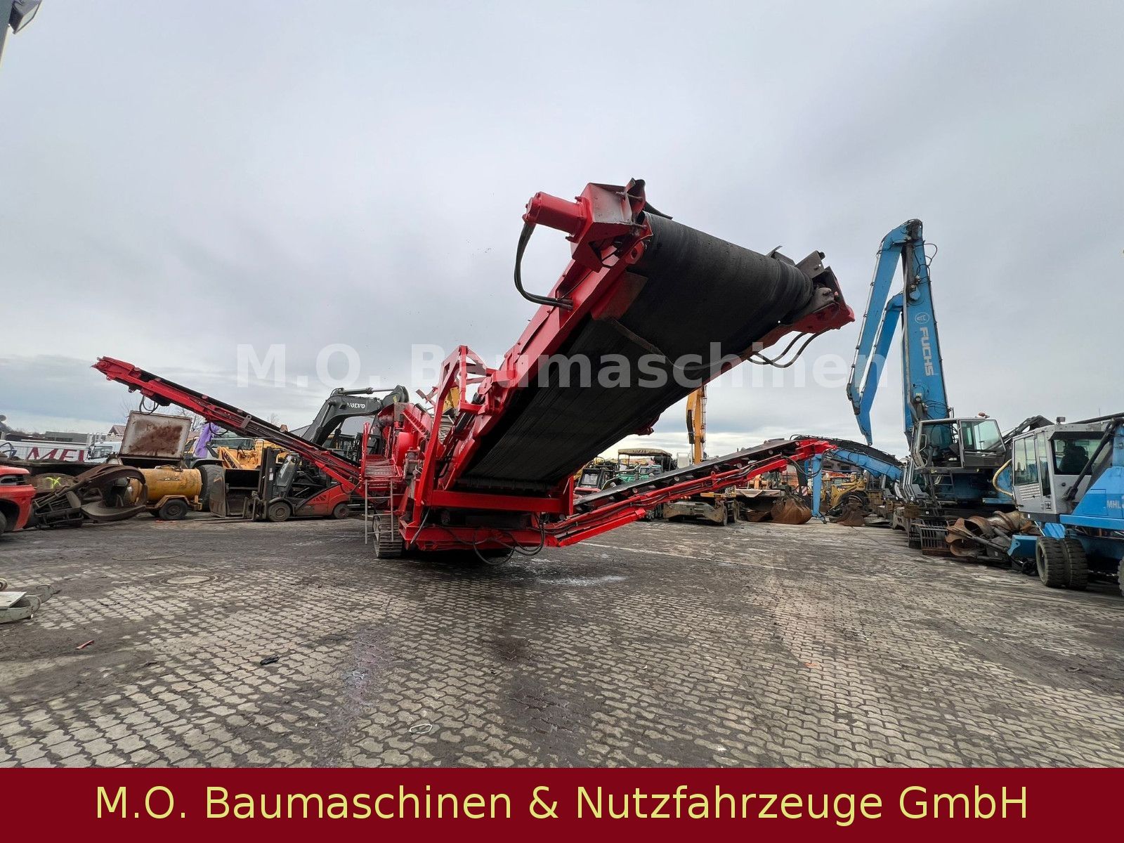 Fahrzeugabbildung Terex Finlay 883 T  /  Mobile Siebanlage /
