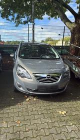 Opel Meriva 1.4 Turbo - Opel Meriva Gebrauchtwagen in Frankfurt