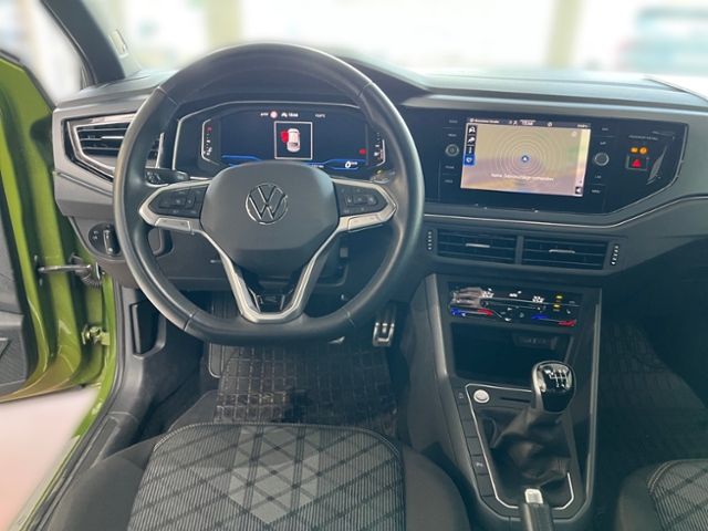 Fahrzeugabbildung Volkswagen Taigo 1.0 TSI R-Line BEATS GJR IQ.LIGHT NAVI