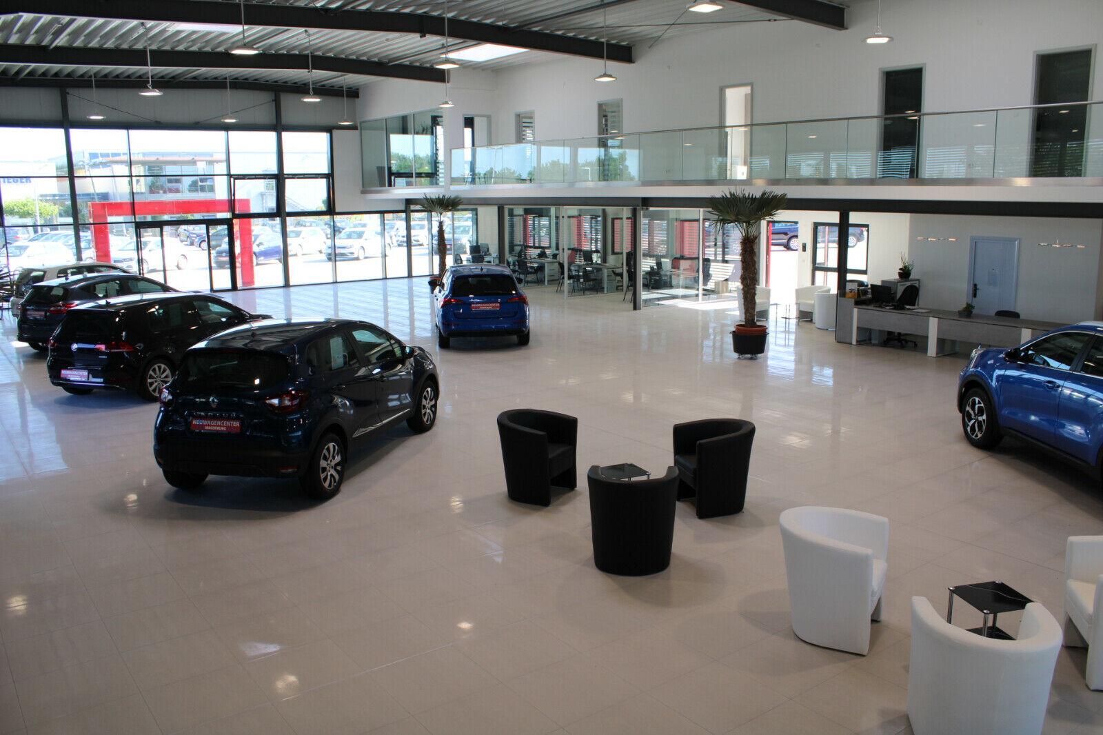 showroom-image-bottom