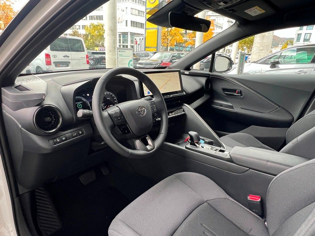 Fahrzeugabbildung Toyota C-HR 1.8 Hybrid FWD Teamplayer Technikpaket