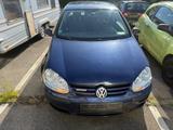 Volkswagen Golf V Lim. Trendline / 1,9 Diesel / - VW Golf Gebrauchtwagen in Stuttgart