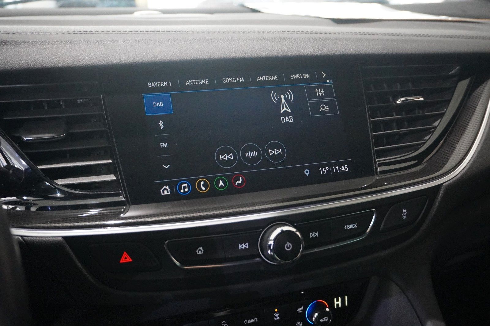 Fahrzeugabbildung Opel Insignia B ST 2.0D BUSINESS NAVI/HUD/KAMERA/AHK