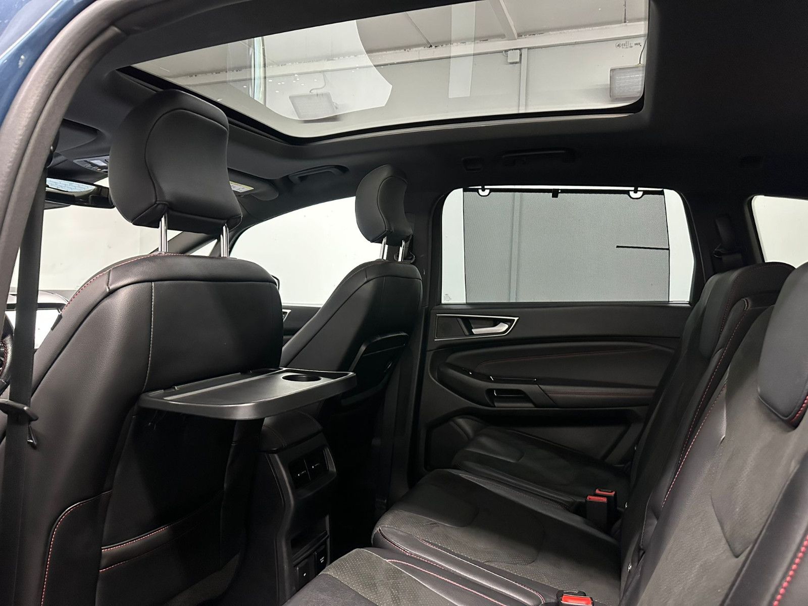 Fahrzeugabbildung Ford S-Max 2.0 EcoBst. ST-Line 7-Sitzer*AHK*SDH*PANO*