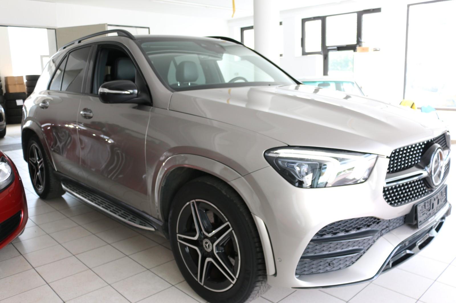 Mercedes-Benz GLE 300 d 4Matic/AMG/Head Up/Pano/AHK/Night
