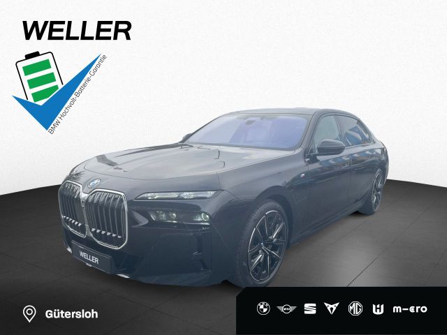 BMW 750e xDrive M Sport ParkAssProf. B/W Pano Kamera