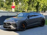 Lamborghini Urus 4.0 V8 Autom. -B&O*Carbon*Matt*Pano*Voll - gebrauchte Lamborghini Urus aus dem Jahr 2022