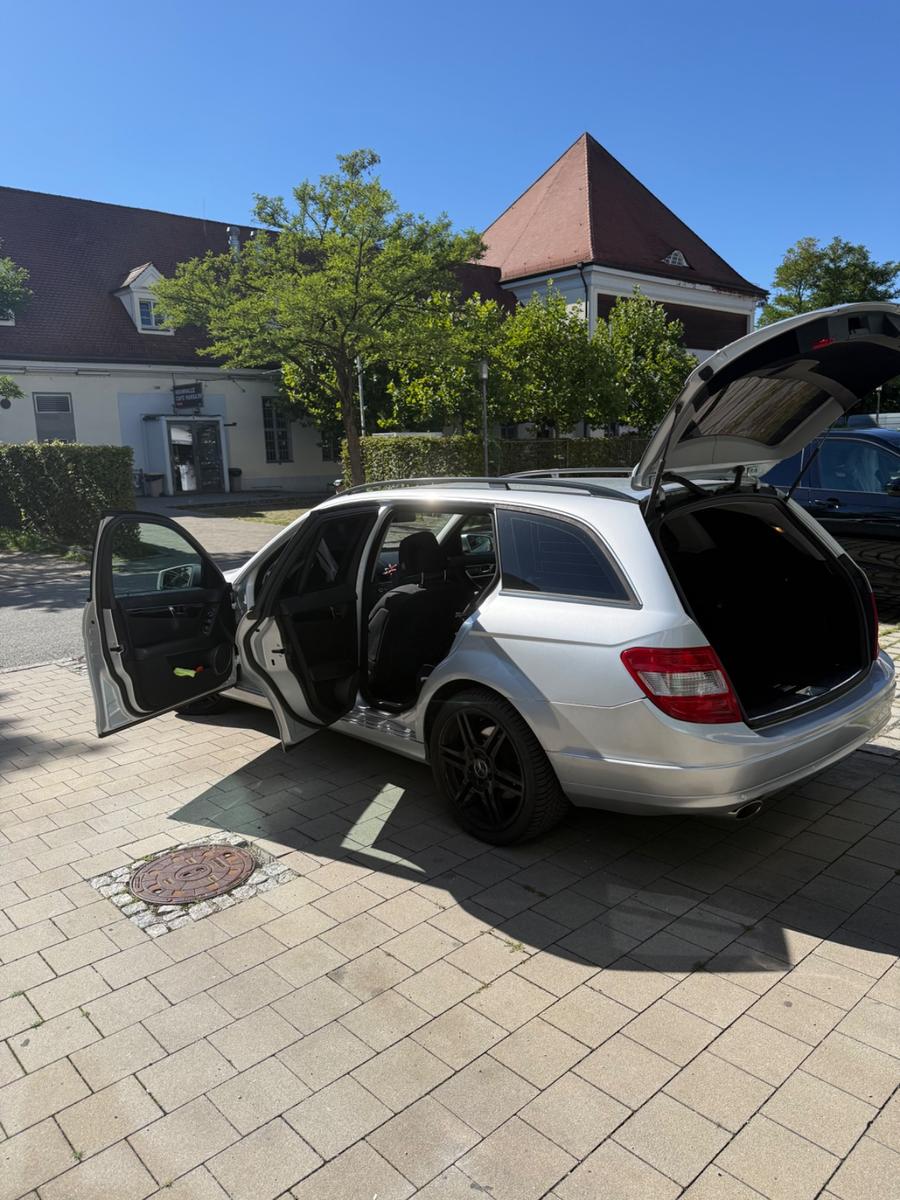Mercedes-Benz C220 2010 — photo 7