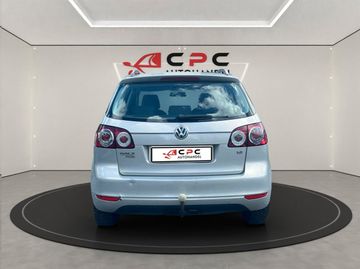 Volkswagen Golf - 6