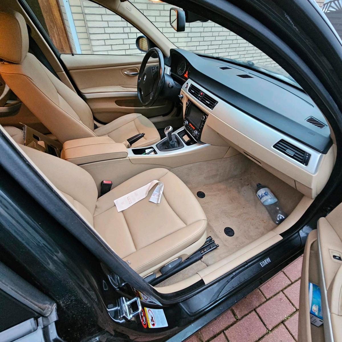 BMW 320 2007 — photo 8