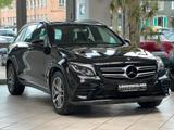 Mercedes-Benz GLC 250 AMG Line 4Matic AHK|PANO|LED|KAMERA|NAVI - gebrauchte Mercedes-Benz GLC 250 aus dem Jahr 2019