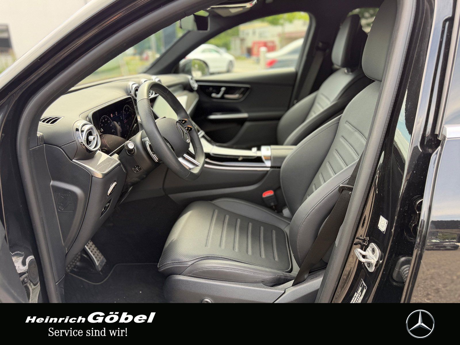 Fahrzeugabbildung Mercedes-Benz GLC 220 d Edition AMG Line, AHK