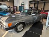Mercedes-Benz 560 SL - Mercedes-Benz SL 560: Cabrio