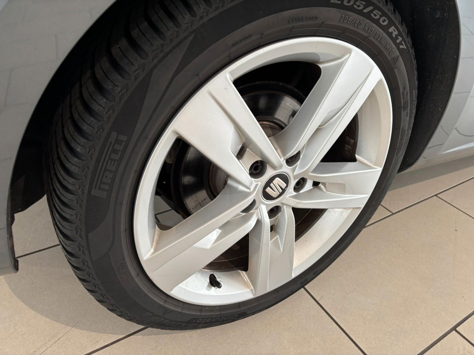 Fahrzeugabbildung SEAT Leon FR 2.0TDI DSG/ACC/SHZ/ALLWETTER