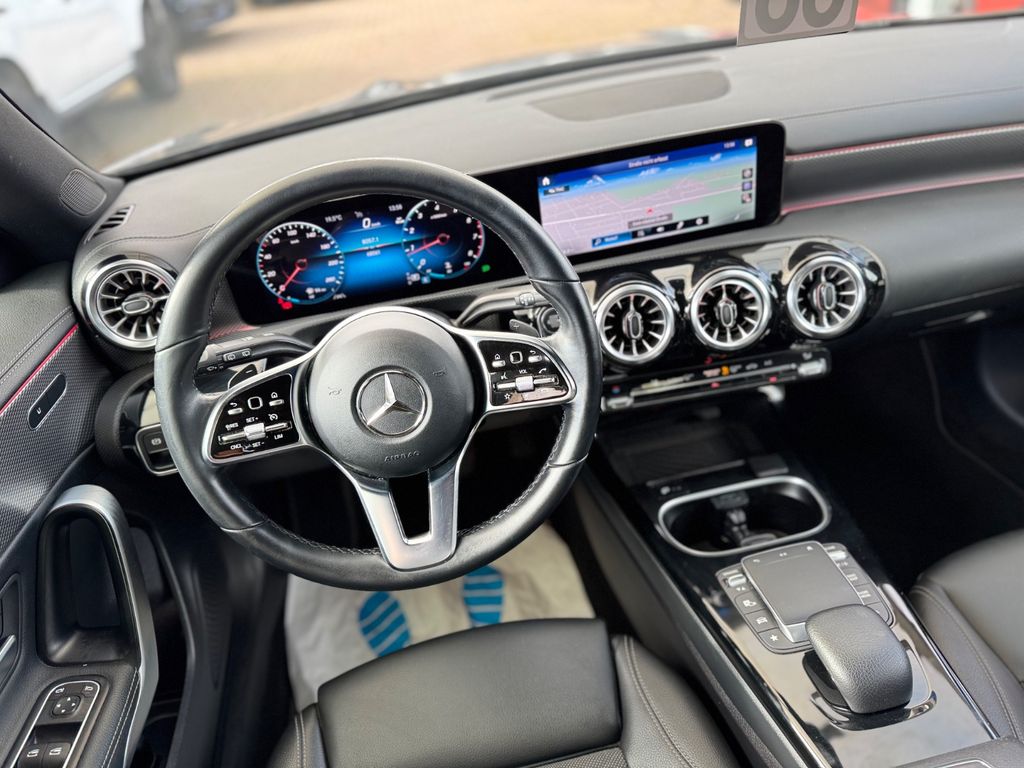 Mercedes-Benz CLA 180 Shooting Brake CLA 180 SB 7G-DCT LED+RKam+Navi+Parkass.+Shz. – Ansicht 9