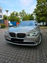 BMW bmw 740i 2009  4X4 - BMW 740 aus 2009: 740i