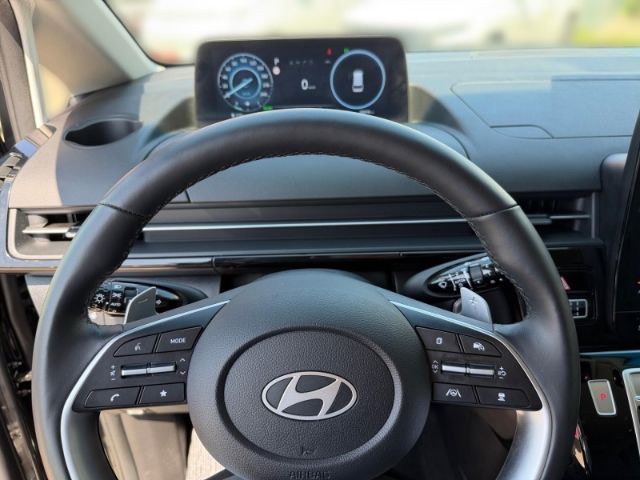 Fahrzeugabbildung Hyundai STARIA HEV 9-Sitzer (MY25) 1.6 T-GDI (225 PS) Pr