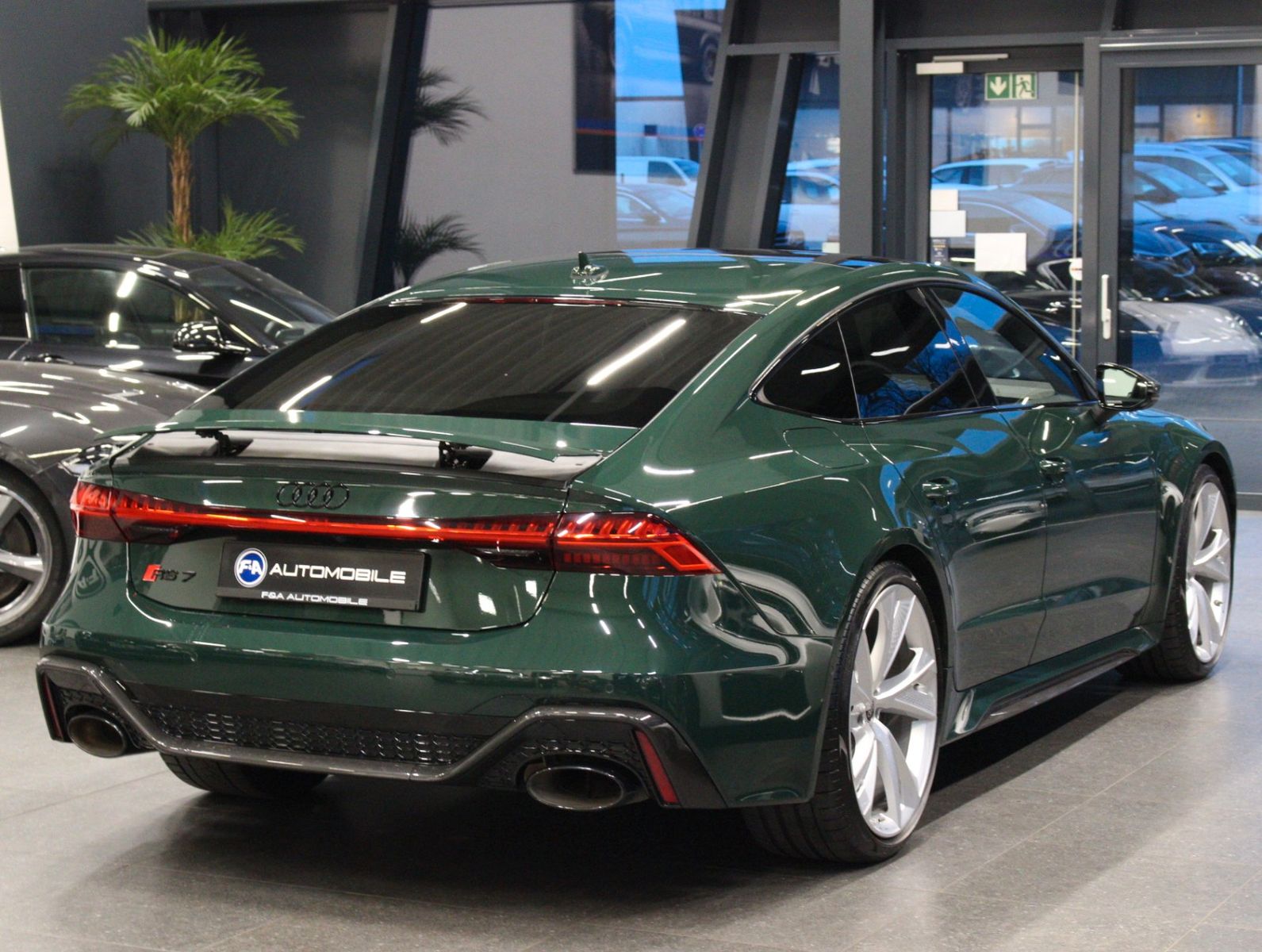 Fahrzeugabbildung Audi RS 7 Sportback 4.0 TFSI RS Essentials Paket
