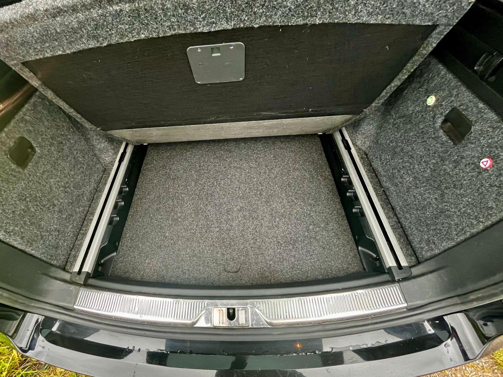 Skoda Superb 2010 — photo 12