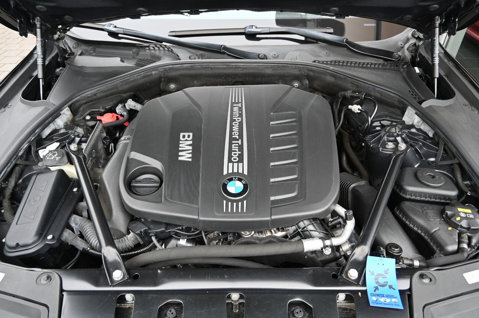 Fahrzeugabbildung BMW 535d xDr Touring Luxury °HUD°H/K°SITZKLIMA°STHZG