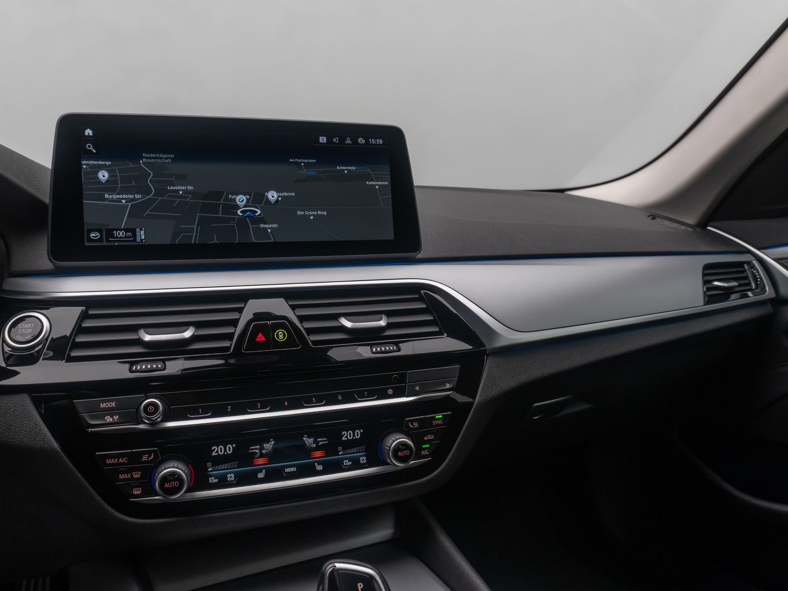 Fahrzeugabbildung BMW 530e xD ACC Laser HUD DAB Kamera 4xKlima Sport