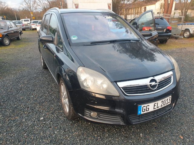 Opel Zafira 1.9 CDTI Edition Plus 110kW