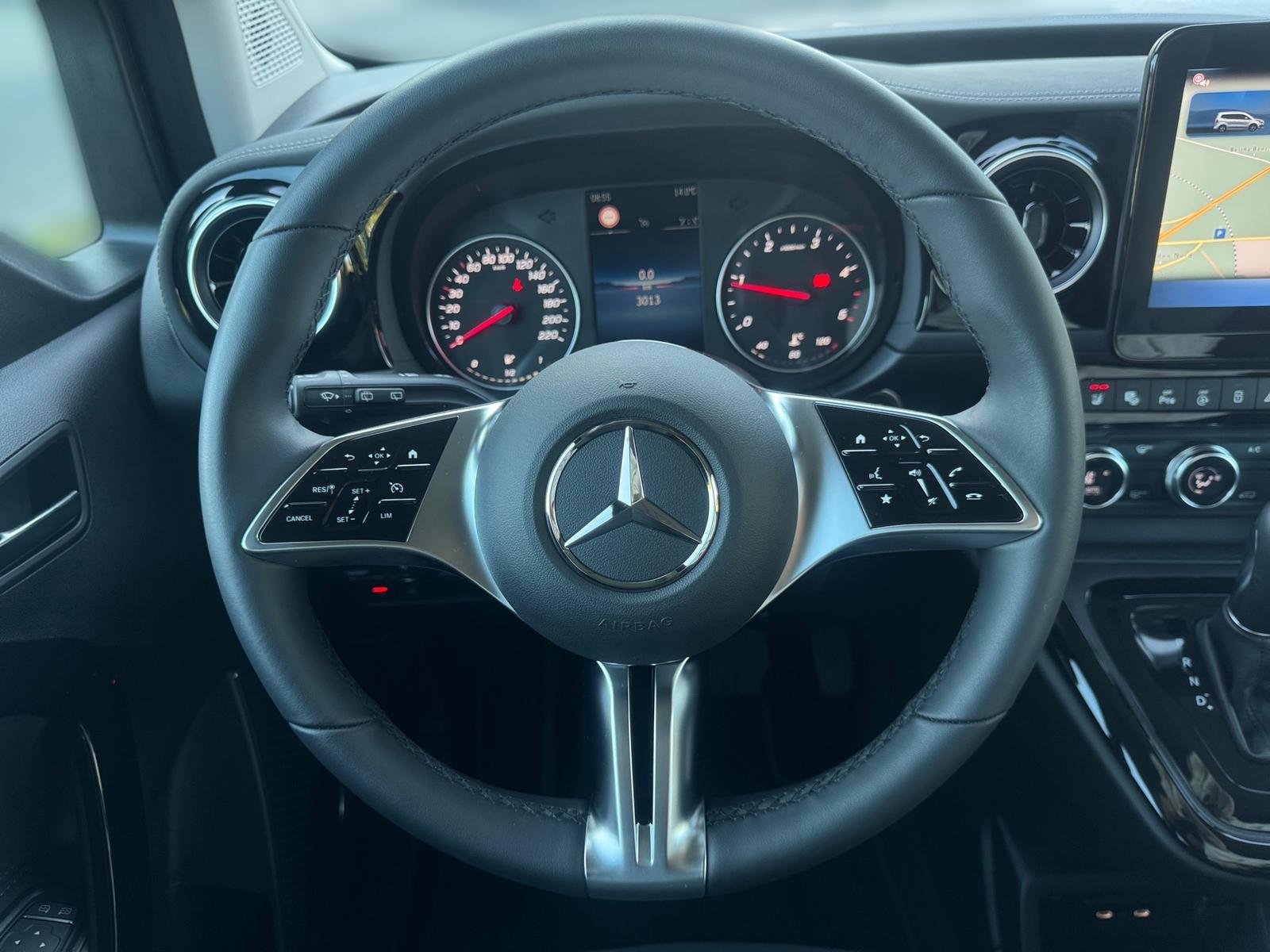 Mercedes-Benz T 180 d Edition SHZ*LED*MBUX*AHK*Kamera*Temp*Nav