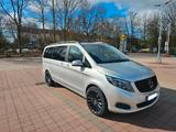 Mercedes-Benz V 250d 4MATIC Autom Lang 2xSchiebetür 4x4 20zoll - Mercedes-Benz V-Klasse Gebrauchtwagen in Hamburg