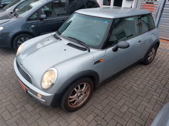 MINI ONE s*1.6*8FACH*ALU*CD*GEPFLEGT*TÜV/2026