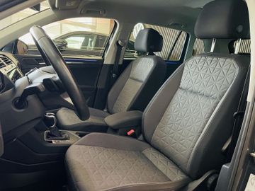 Volkswagen Tiguan - 9
