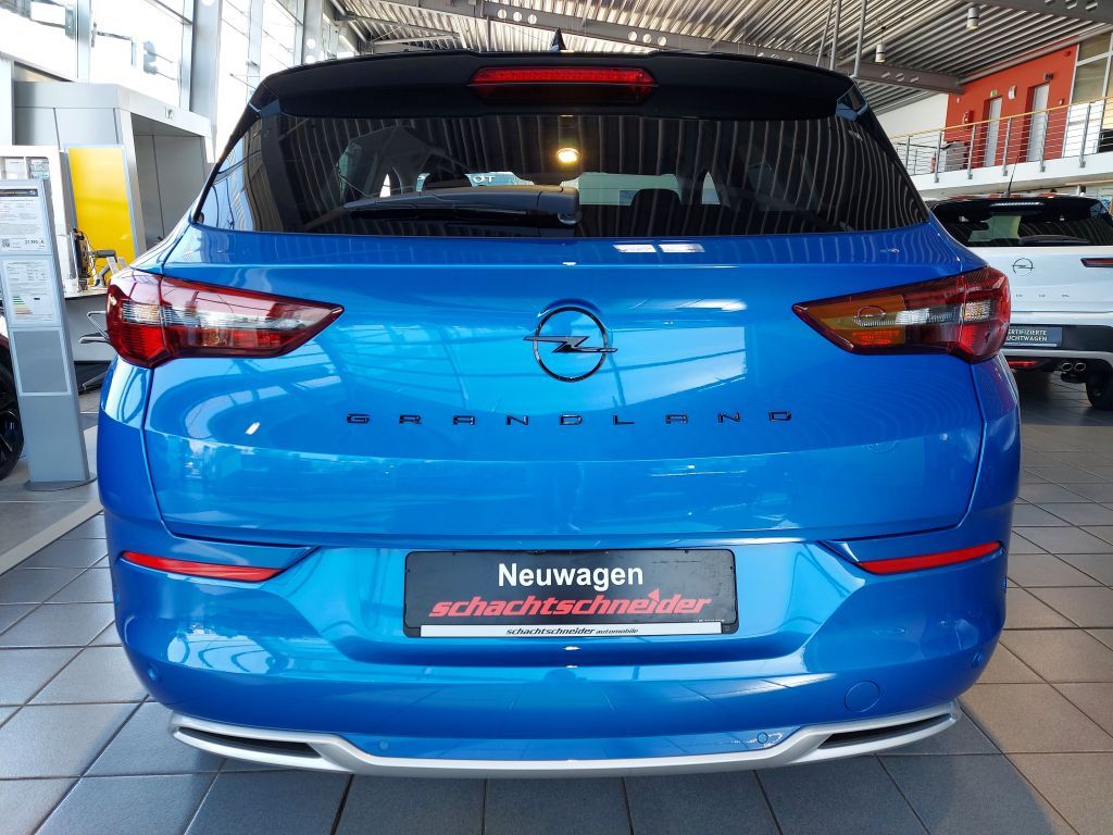 Fahrzeugabbildung Opel Grandland PIH 1.6 AT Ultimate+LED+Sitzheiz+Leder