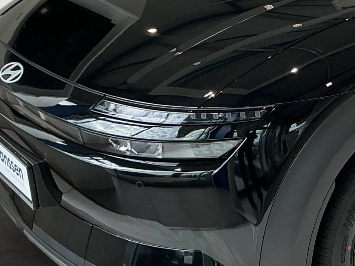 Fahrzeugabbildung Hyundai IONIQ 3 (MY27) 61 kWh (135 PS) Trend Elektro Kom