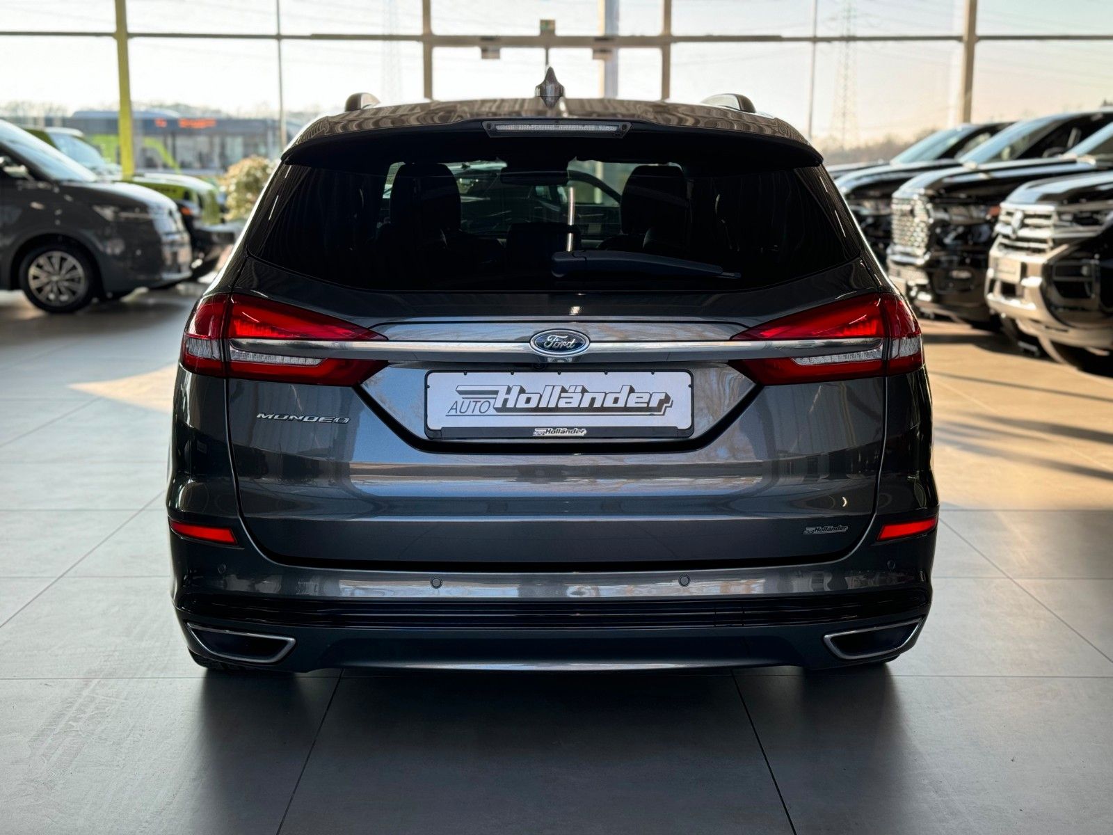 Fahrzeugabbildung Ford Mondeo Turnier 2.0 TDCI Automatik ST-Line "AHK"