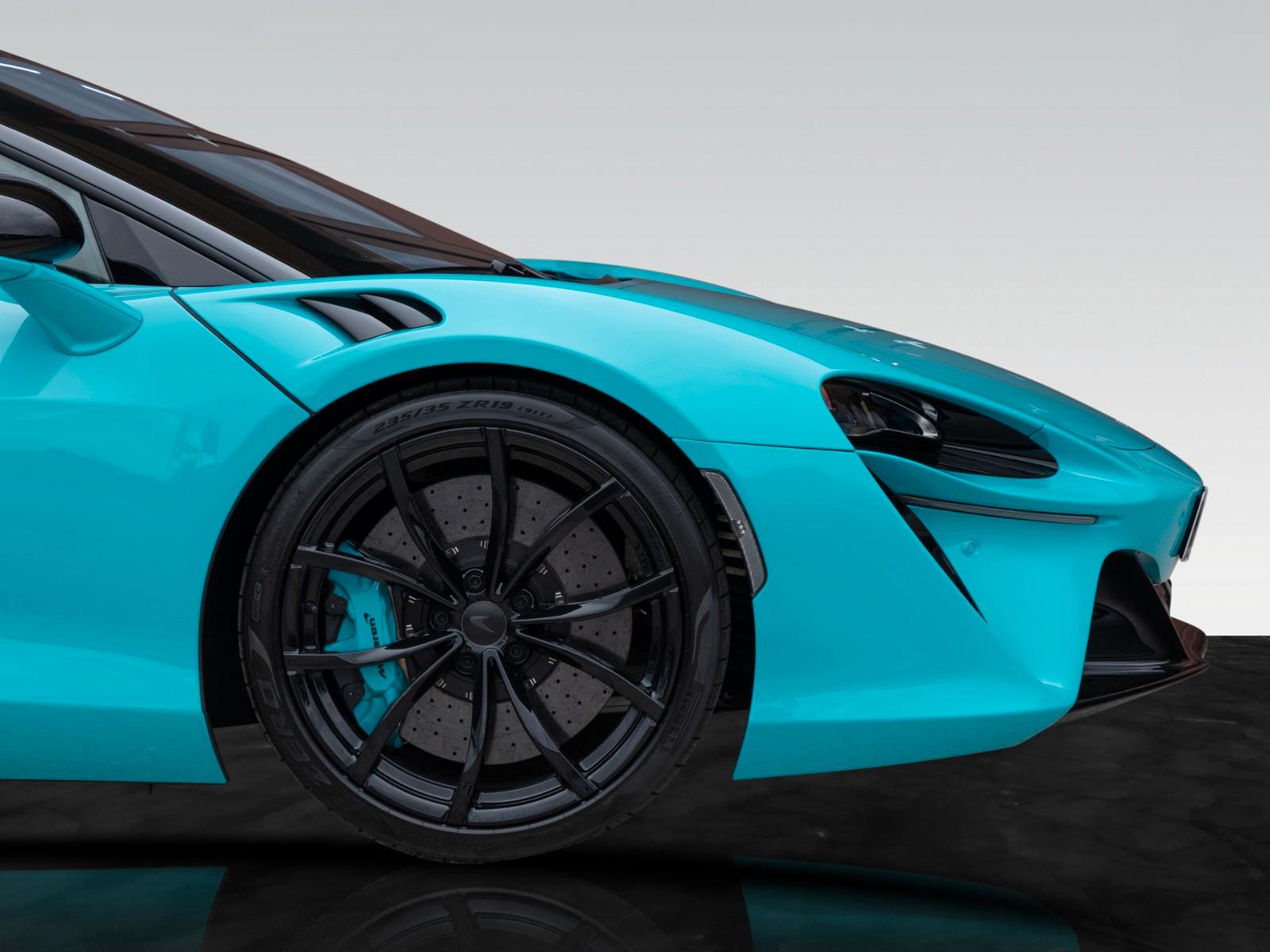 McLaren Artura Spider | MSO Tokyo Pearl | Carbon