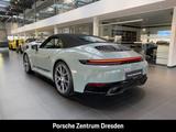 Porsche 992 -2 (911) Carrera T Cabriolet*Sportdes.*Bose - Porsche 992: Grün, Cabrio