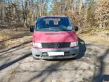 Mercedes-Benz Mercedes Benz Vito W638 - Mercedes-Benz Vito mit Benzin-Antrieb: Kleinbus