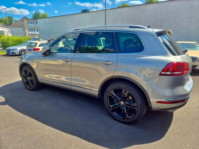 VW Touareg 3.0 V6 TDI SCR Tiptronic Executive E...