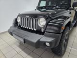 Jeep Wrangler Unlimited Sahara 3.6 LPG Flüssigas - Jeep Wrangler mit LPG-Antrieb: Geländewagen
