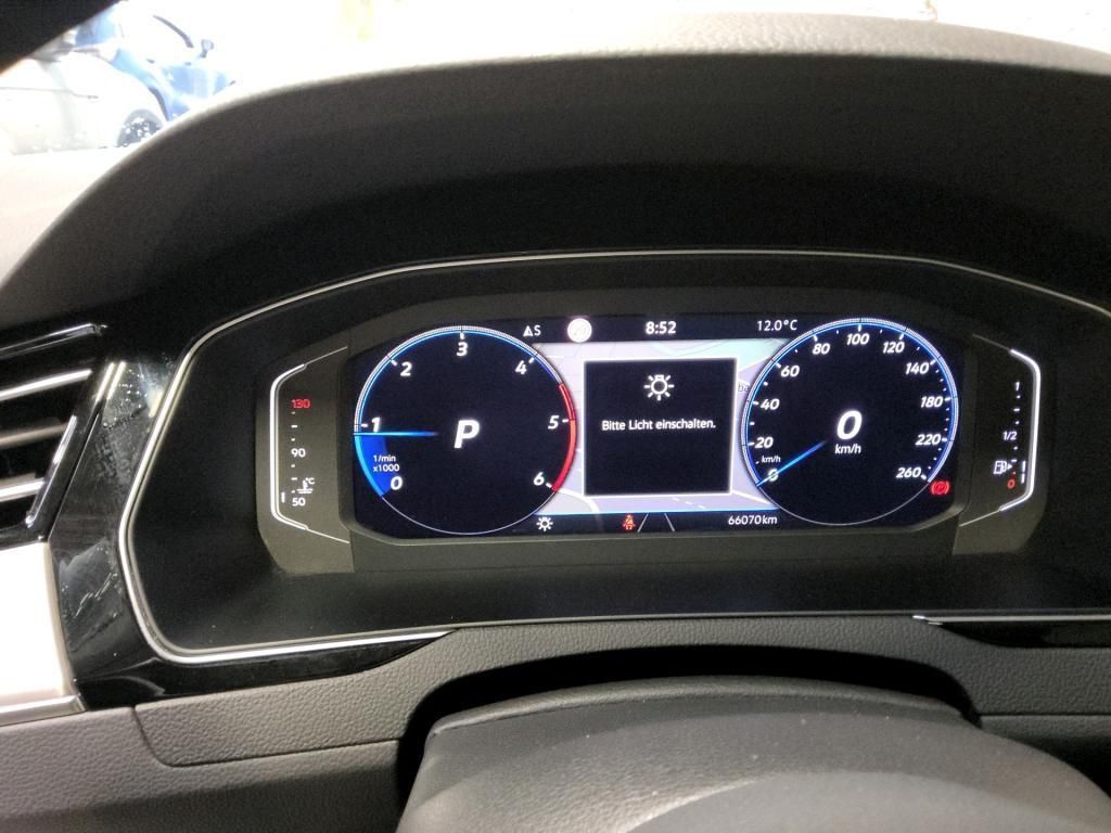 Volkswagen Passat Variant Elegance 2.0 TDI SCR Pano*PDC*RFK
