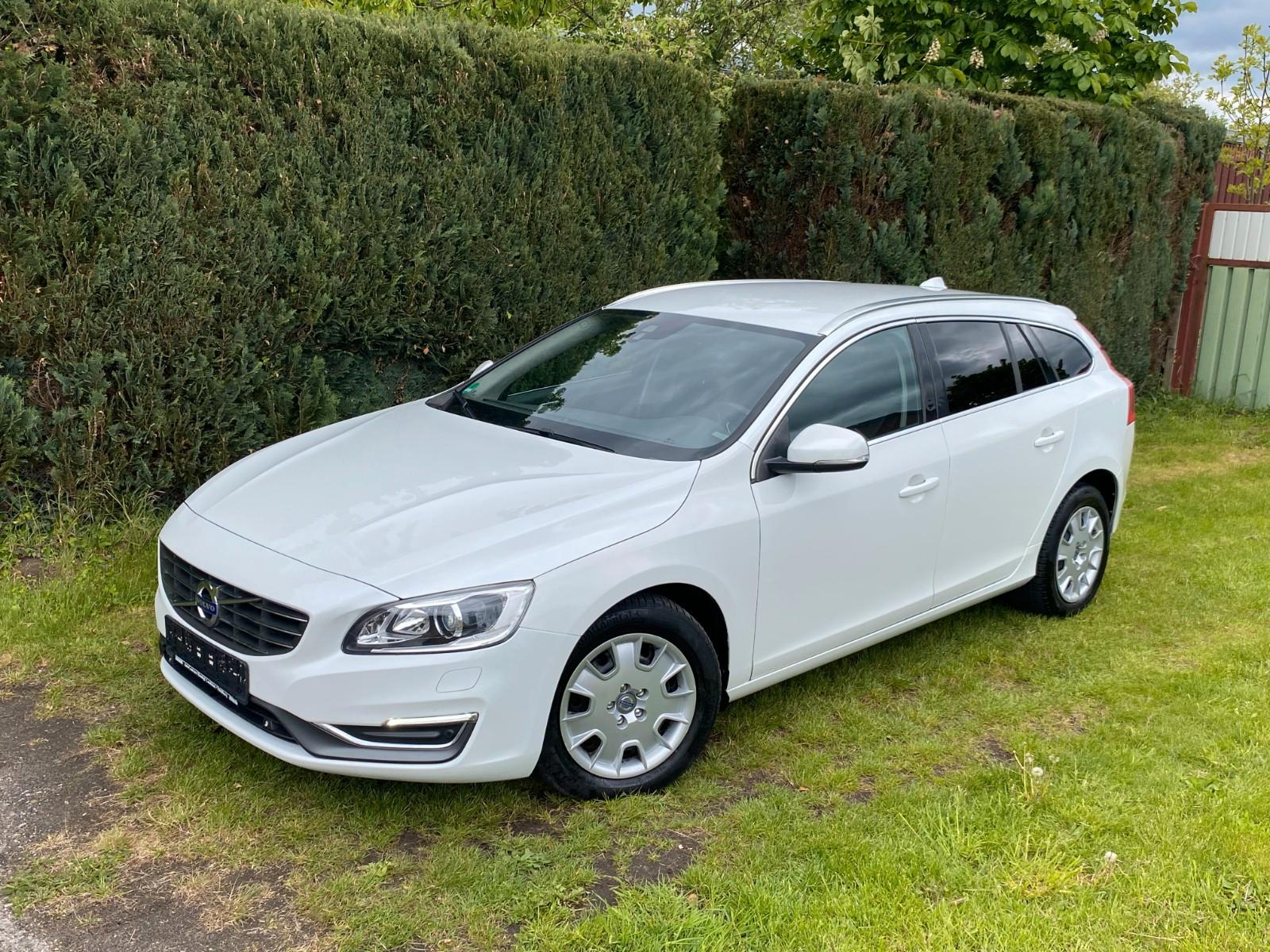 Volvo V60 Kombi Summum Euro 6 Vollausstattung Tüv Neu