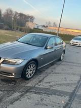 BMW E90 318i Facelift Tüv neu - BMW 3er Reihe aus 2009: Facelift