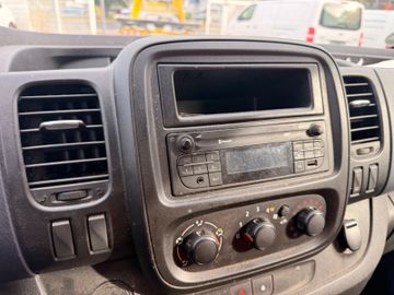 Opel Vivaro - 12