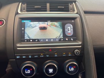Jaguar E-Pace - 11