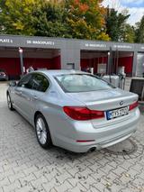 BMW 530 Hybrid iPerformance  - : Silber, Plug-In Hybrid, Limousine