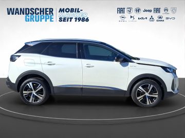 Peugeot 3008 GT 1.2 136 Kam.+KeyLess+LED+Navi+Pano+SD