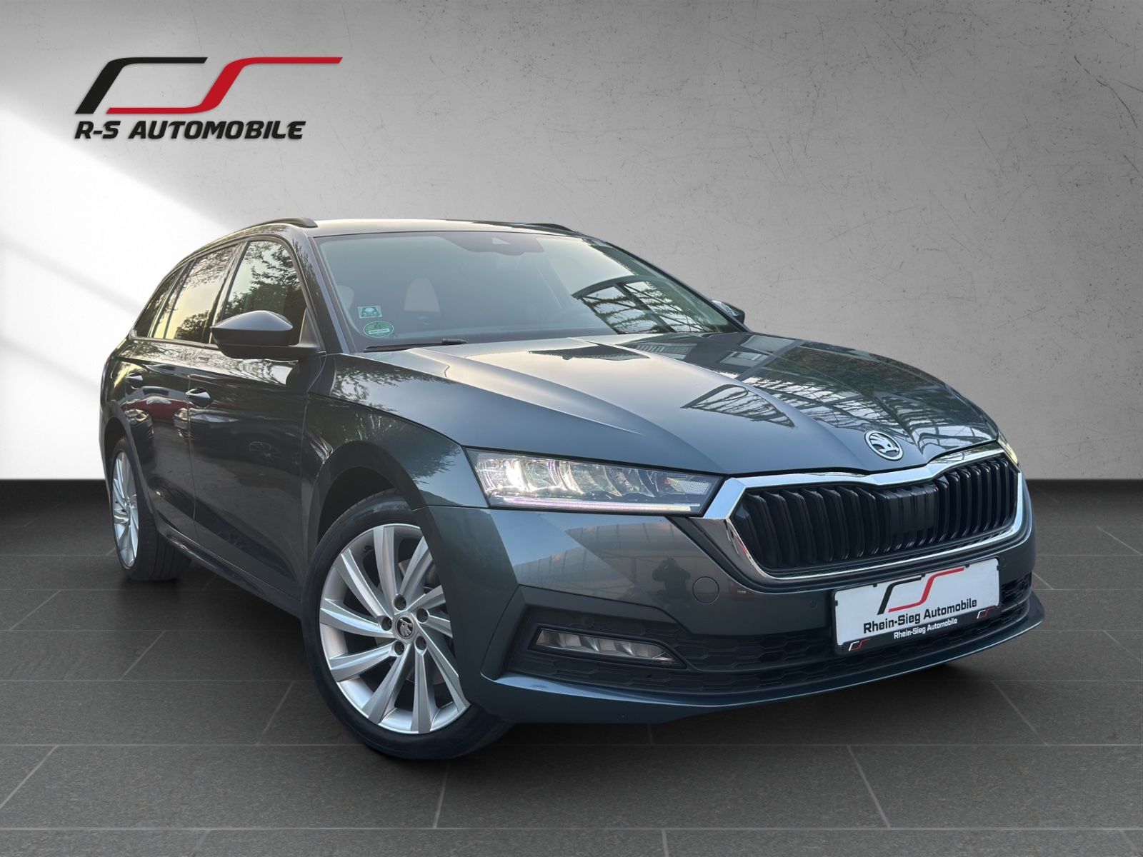 Skoda Octavia Combi Ambition iV*Hybrid*Carplay*SHZ*LHZ