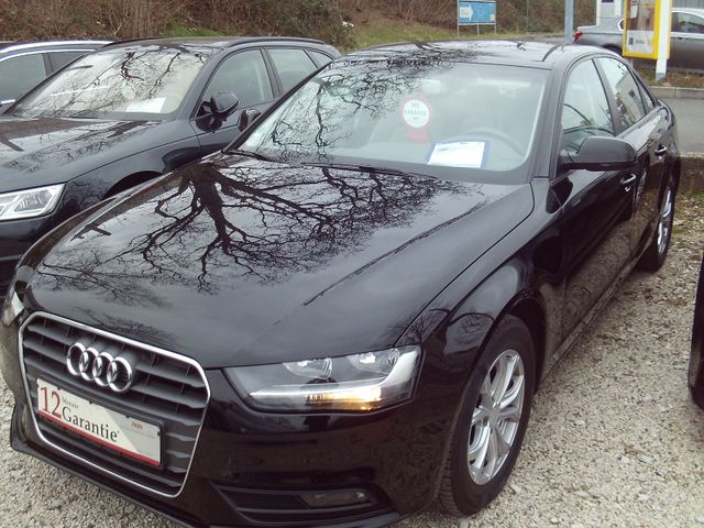 Audi A4 Lim. Attract.clean Diesel Multitr.NAVI,ALU,PD