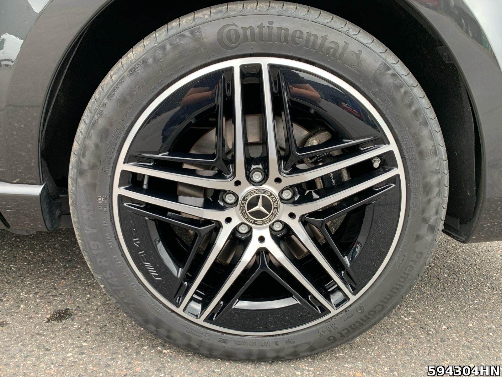 Mercedes-Benz V 250 AVG/L AMG *7 SITZE*STANDHEIZ*AHK*BURMESTER